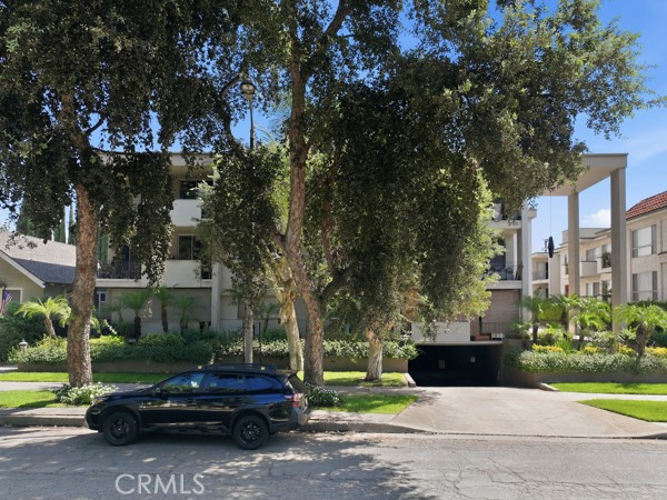 1810 Ramona 33 Property Photo 4