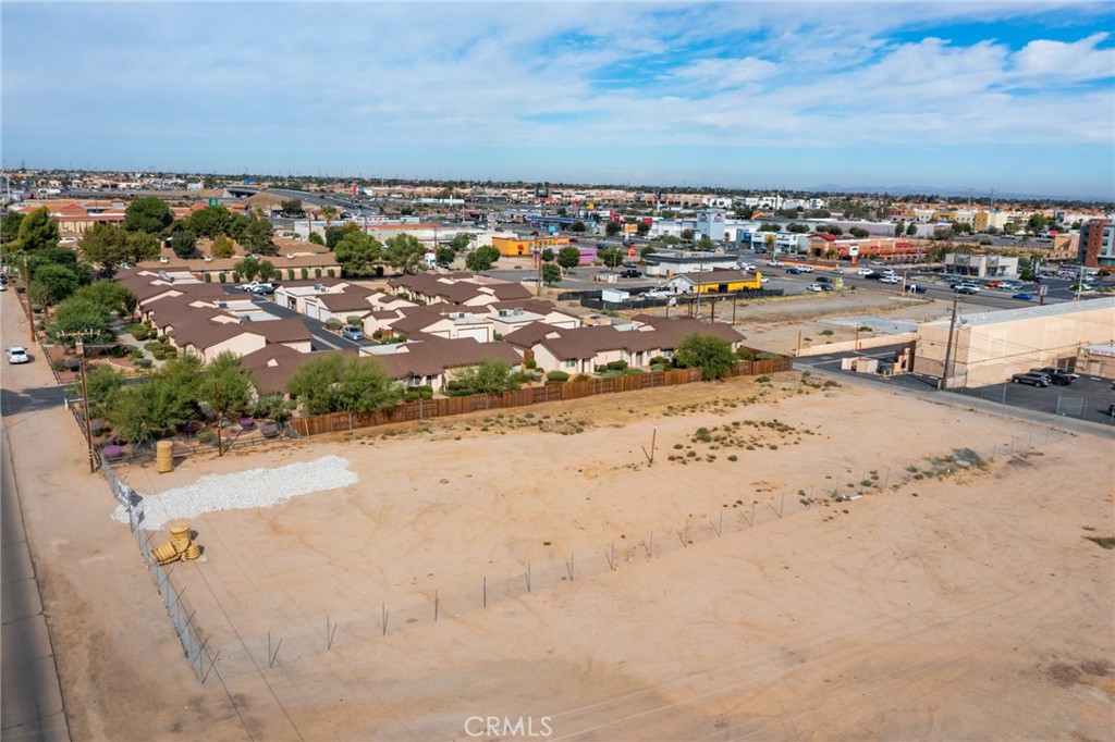 14878 Sequoia Street Property Photo 2
