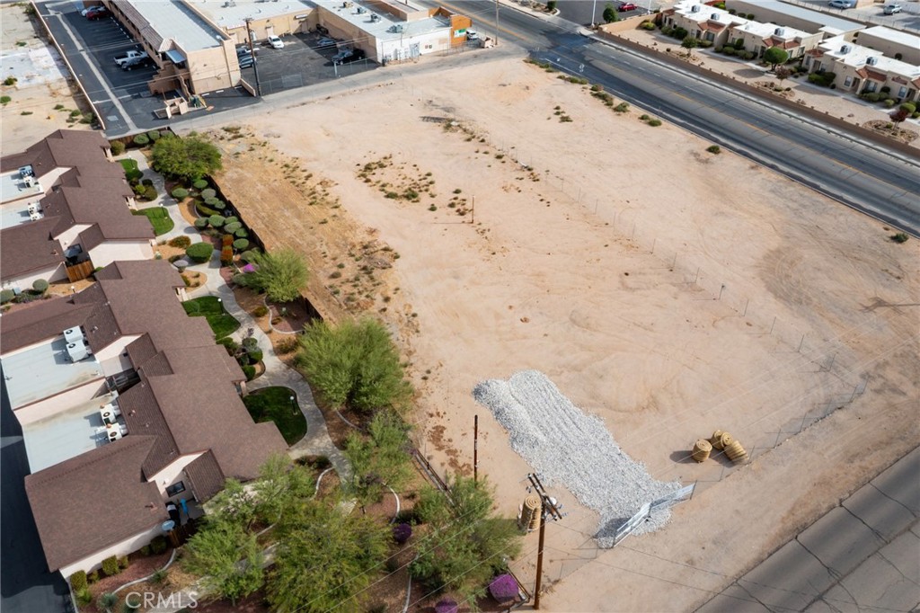 14878 Sequoia Street Property Photo 7