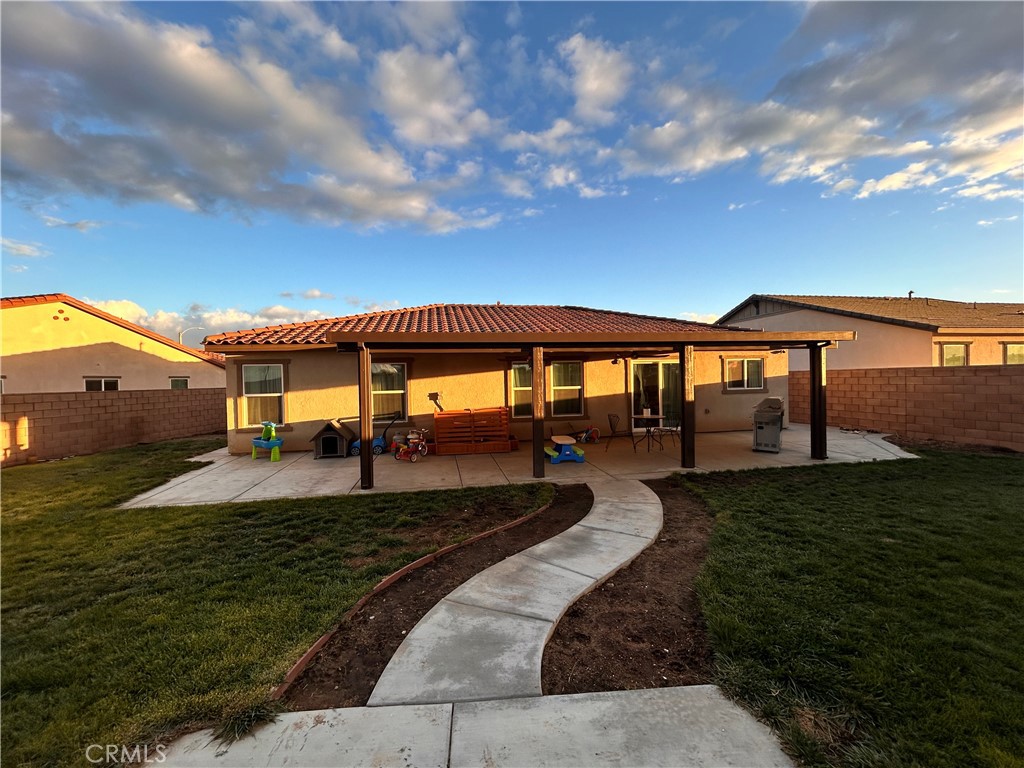 11596 Sunny Way Property Photo 4