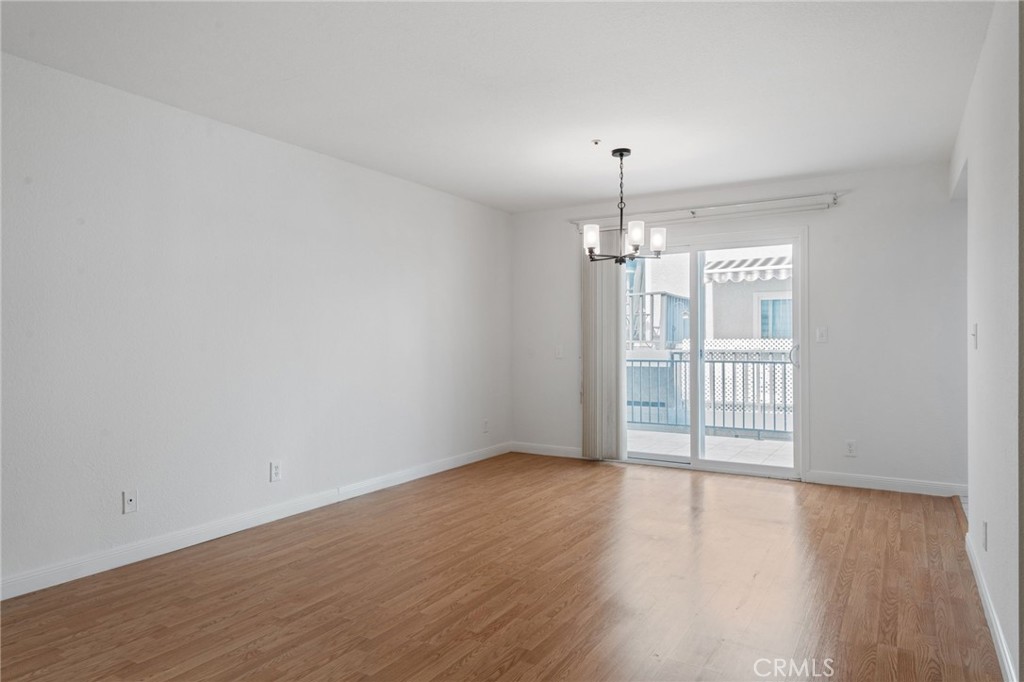 502 N Chapel Avenue C Property Photo 2