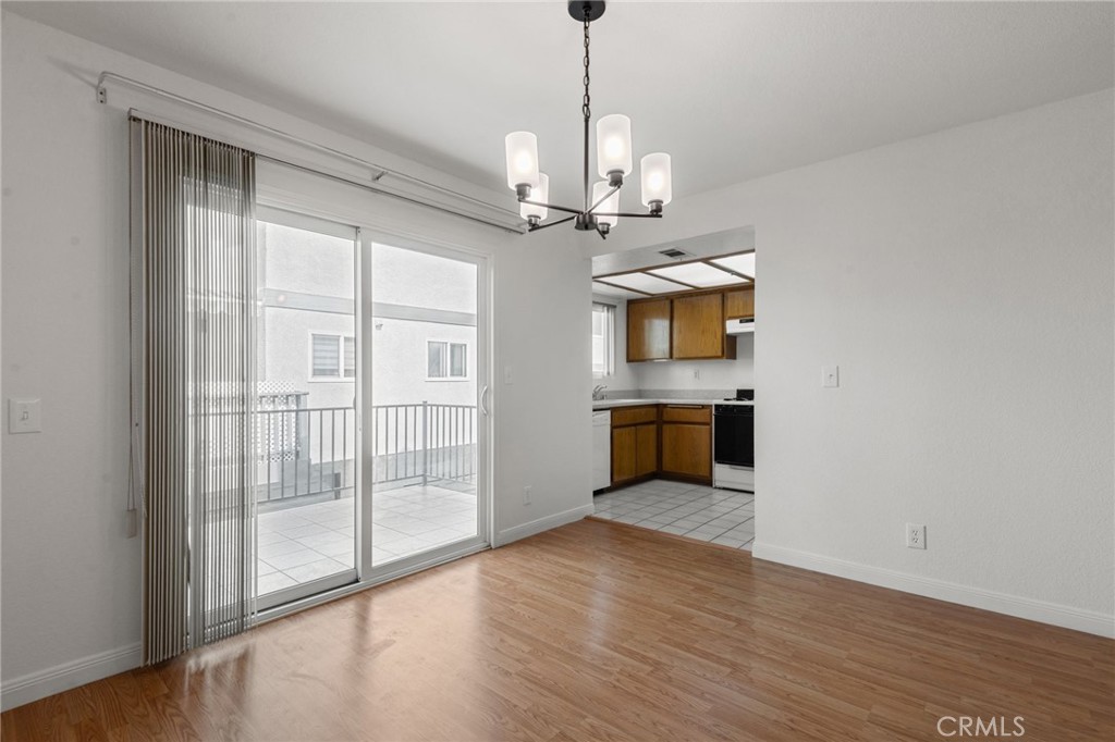 502 N Chapel Avenue C Property Photo 6