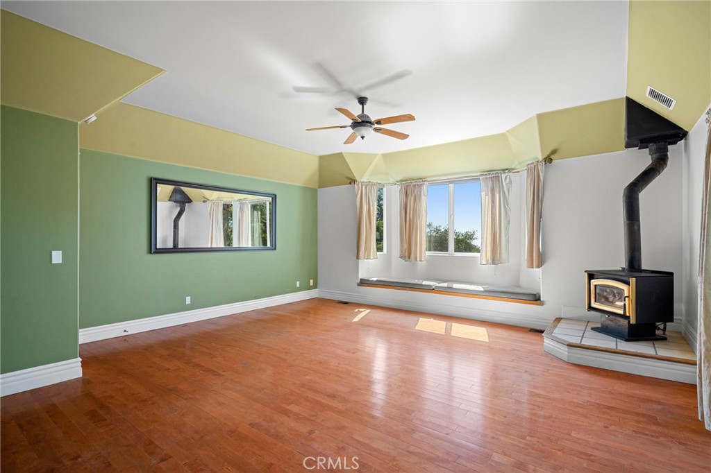 5809 Irving Avenue 2nd Fl Property Photo 19