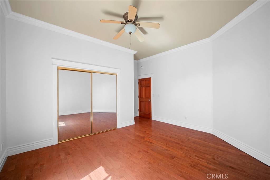 5809 Irving Avenue 2nd Fl Property Photo 26