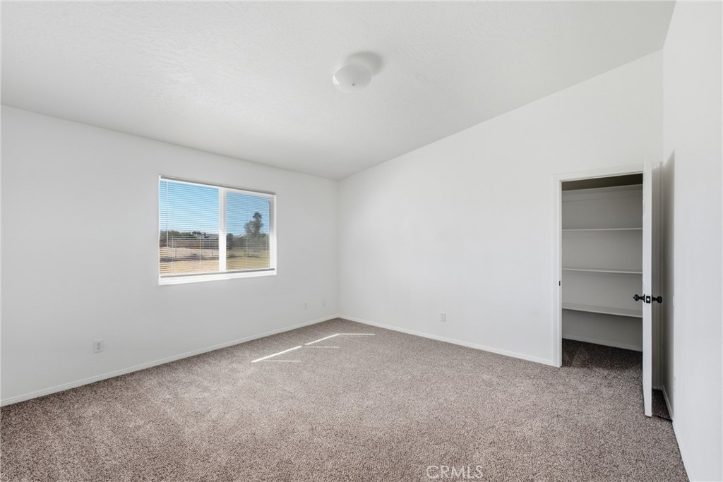 22607 Lucilla Property Photo 15