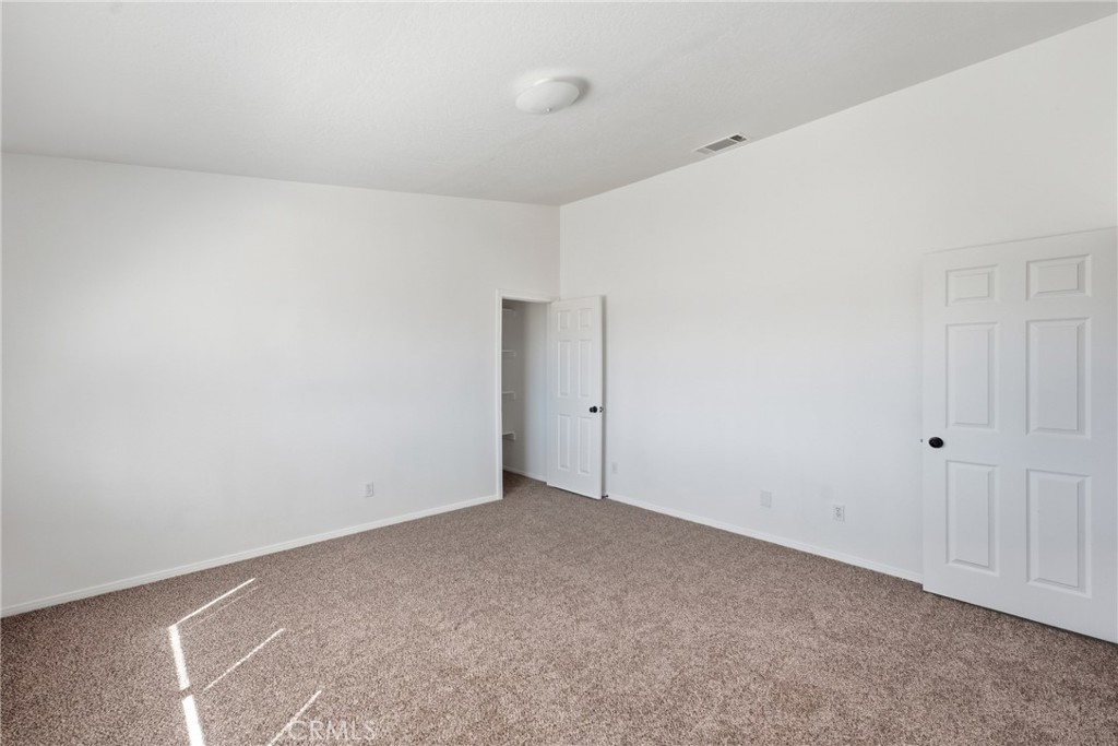 22607 Lucilla Property Photo 17