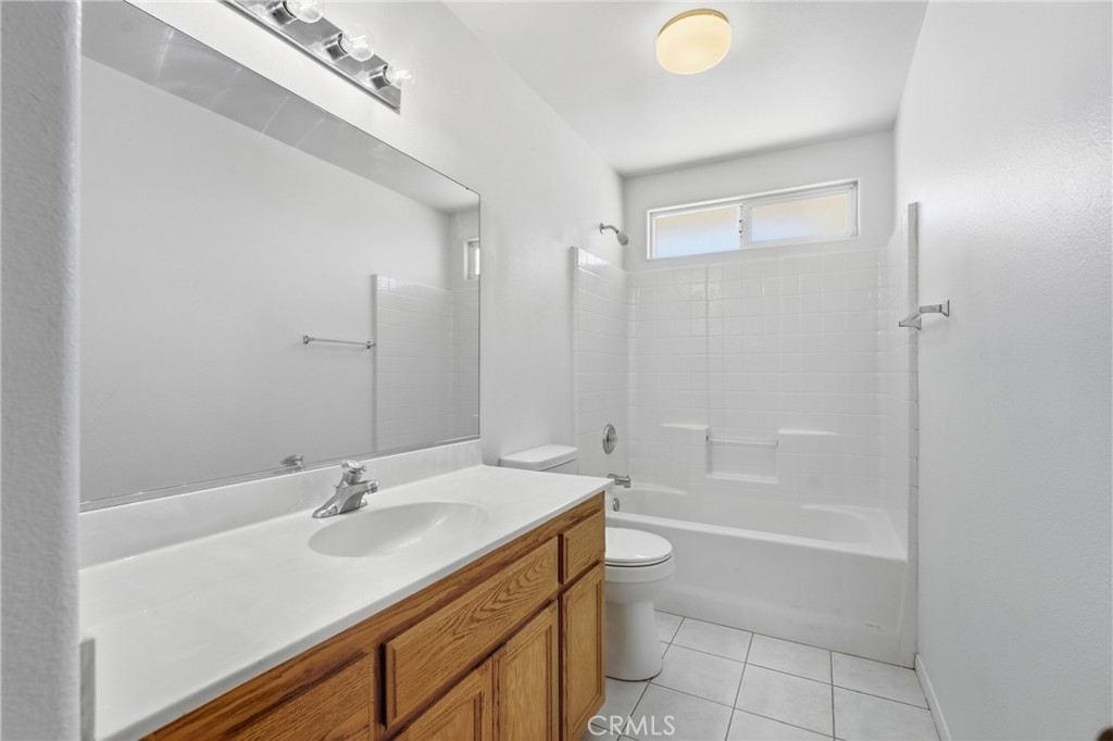 22607 Lucilla Property Photo 24