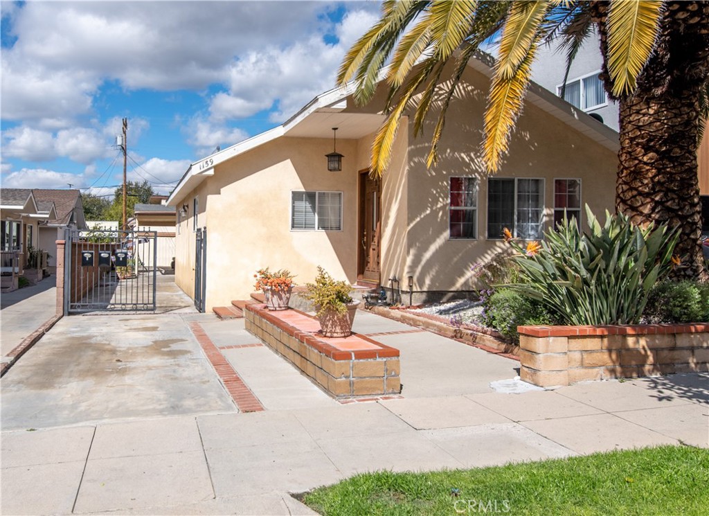 1159 Raymond Ave A Property Photo 3
