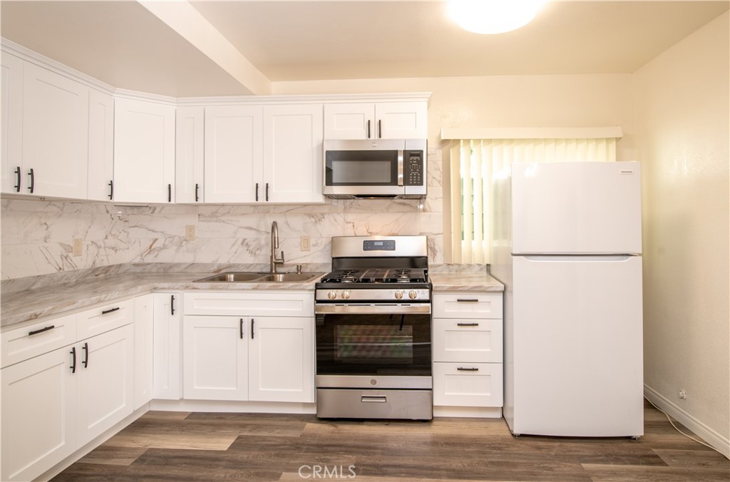 1159 Raymond Ave A Property Photo 5