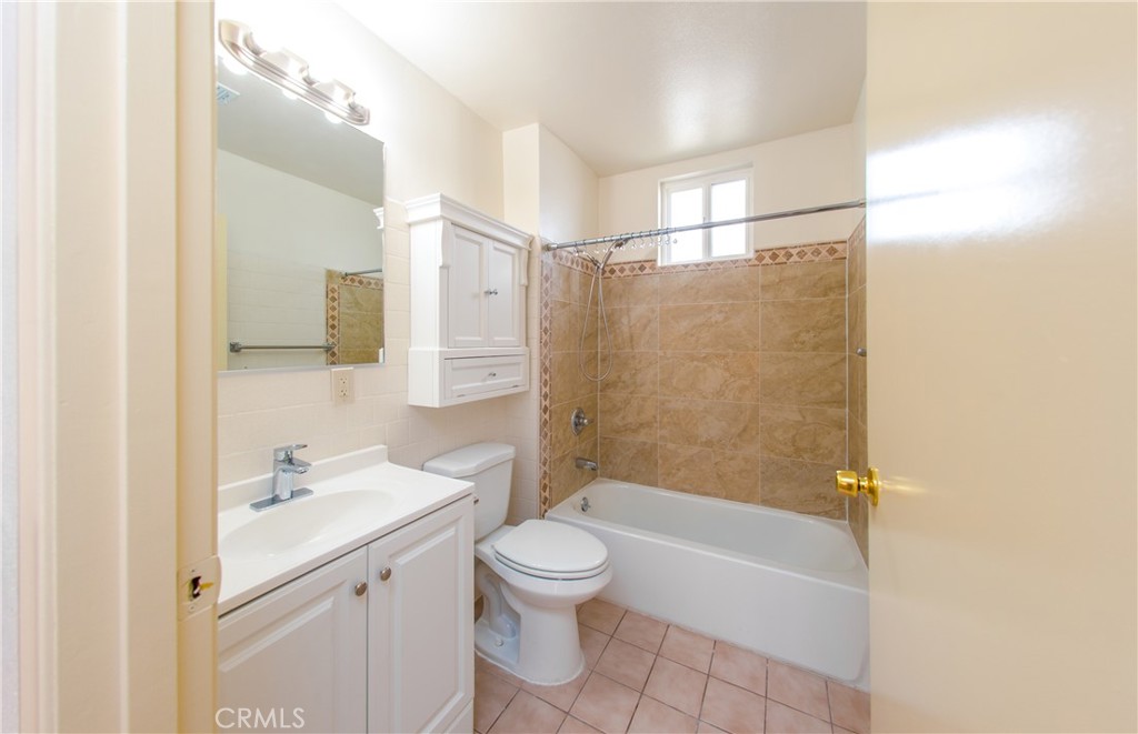 1159 Raymond Ave A Property Photo 11