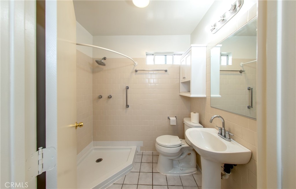1159 Raymond Ave A Property Photo 15