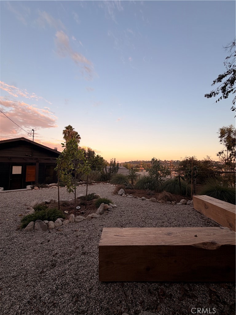 521 Meridian Terrace Property Photo 4