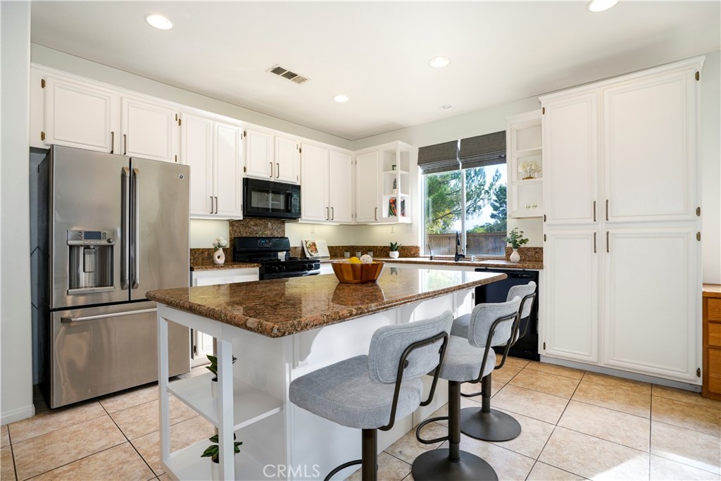 27904 Doubletree Way Property Photo 6