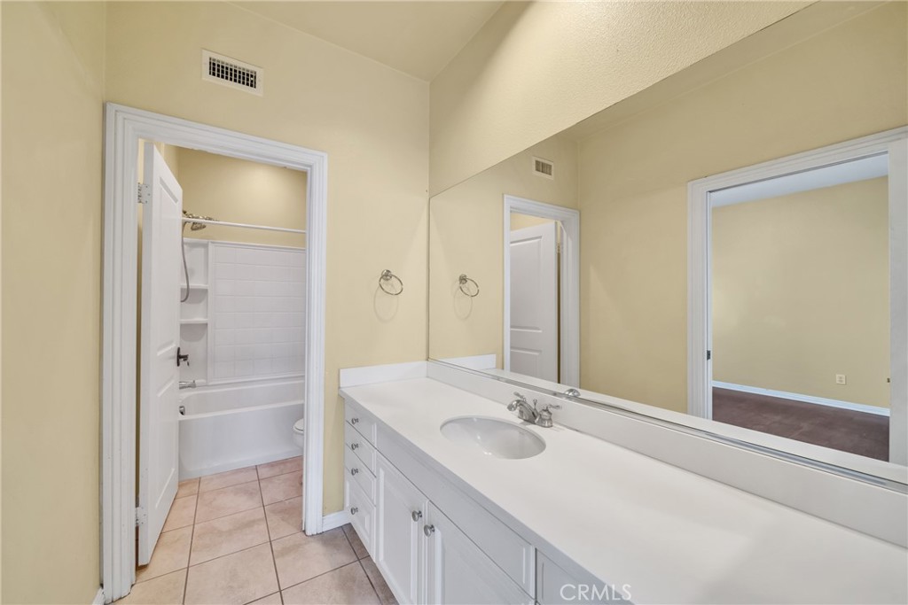 3056 S Edenglen Avenue Property Photo 19