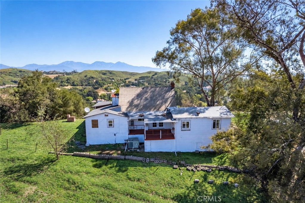 16220 Canyon Hills Road Property Photo 6