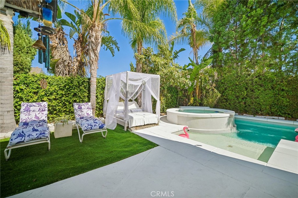 18219 Erwin Street Property Photo 1