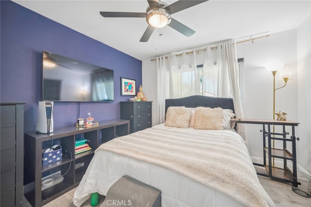 18219 Erwin Street Property Photo 16