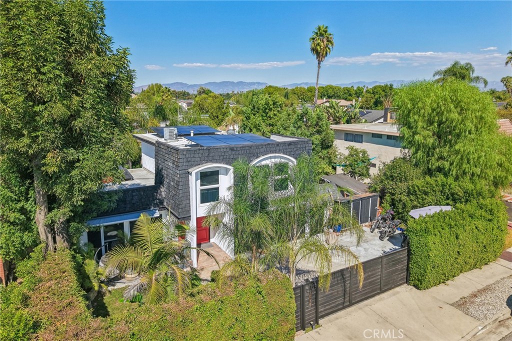 18219 Erwin Street Property Photo 42