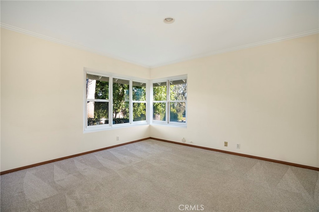 1319 N Baldwin Avenue Property Photo 27