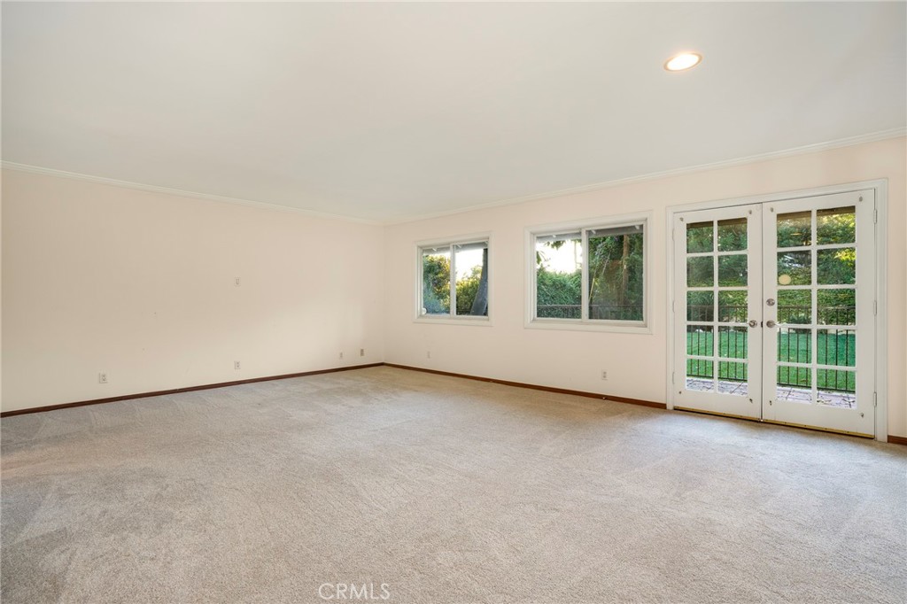 1319 N Baldwin Avenue Property Photo 31