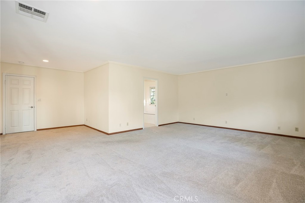 1319 N Baldwin Avenue Property Photo 32