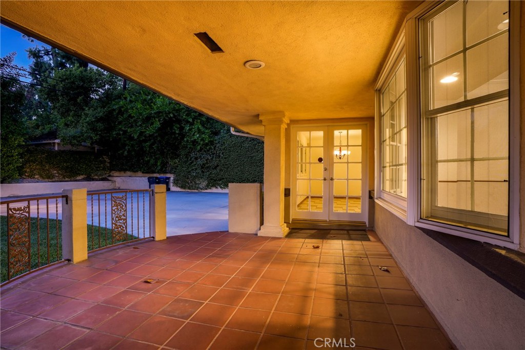 1319 N Baldwin Avenue Property Photo 50