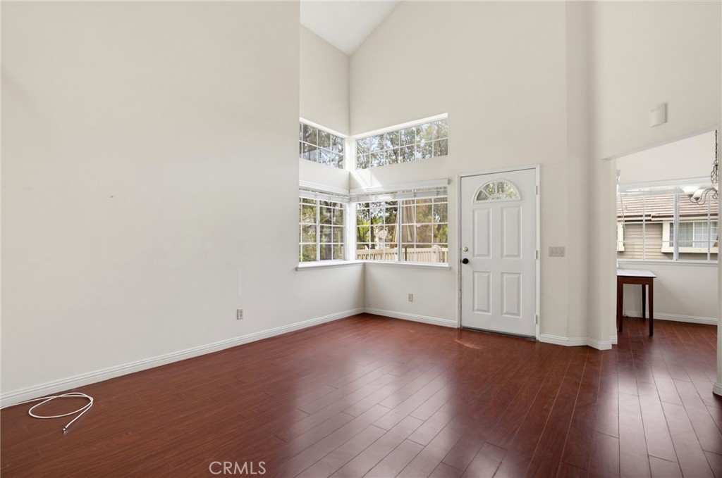 2627 S Quarry Lane D Property Photo 3