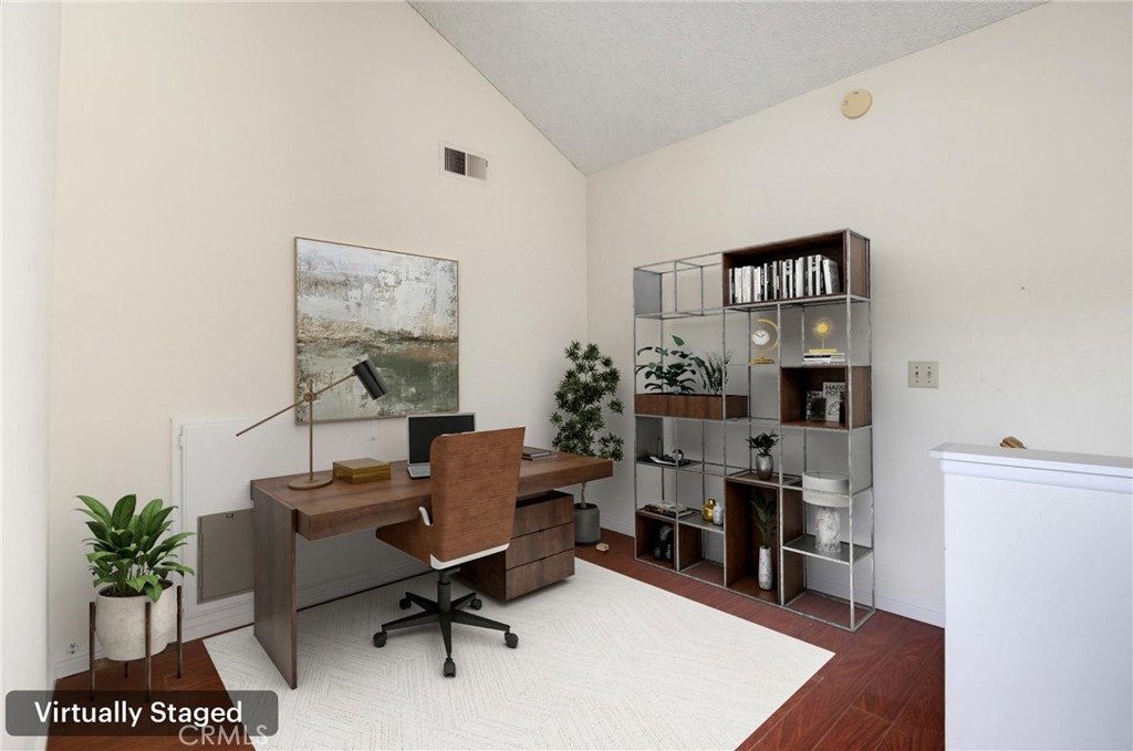 2627 S Quarry Lane D Property Photo 14