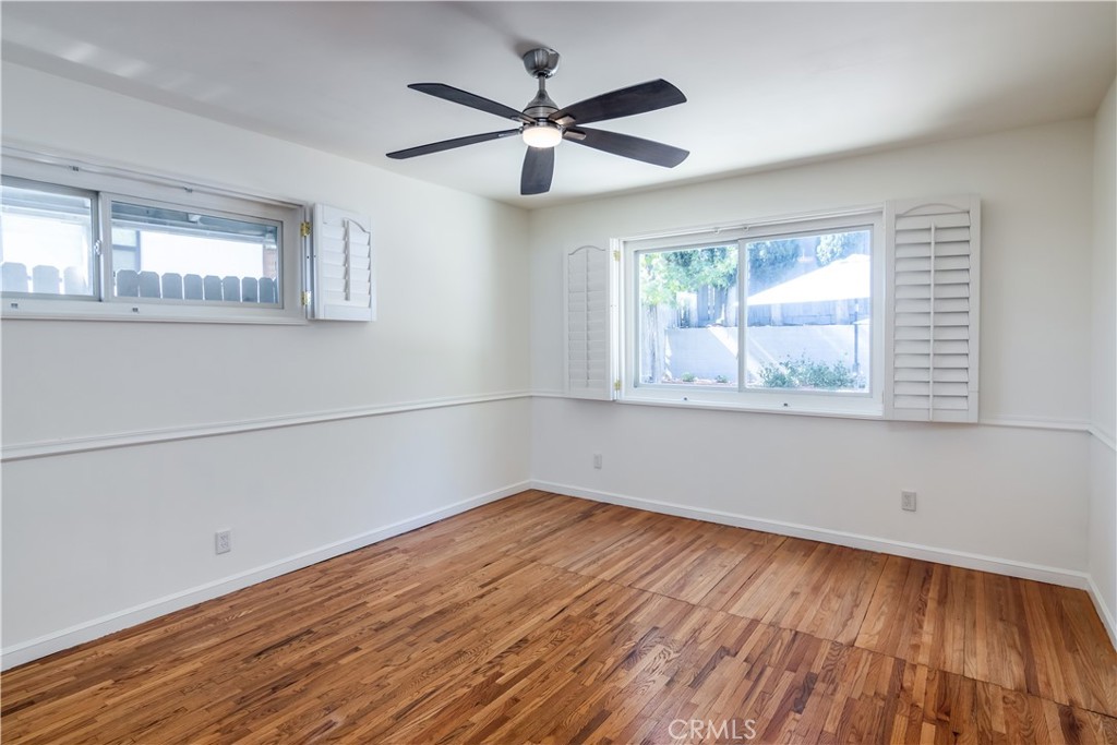 4619 Ocean View Boulevard Property Photo 19