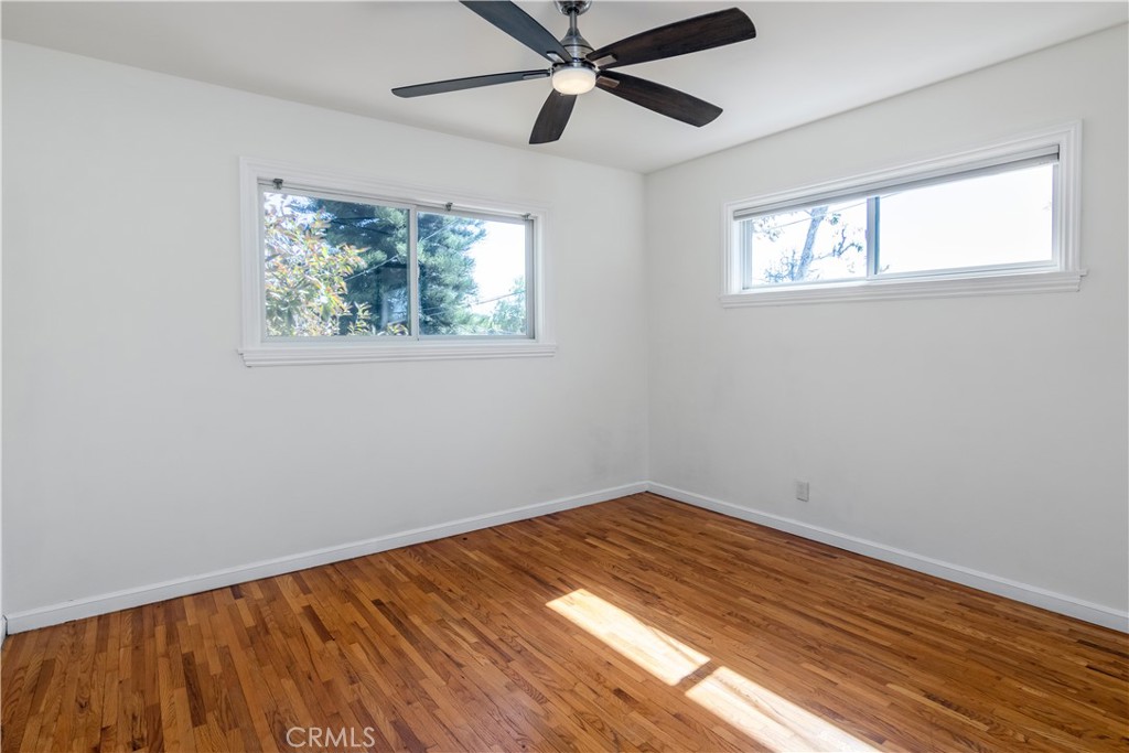 4619 Ocean View Boulevard Property Photo 20