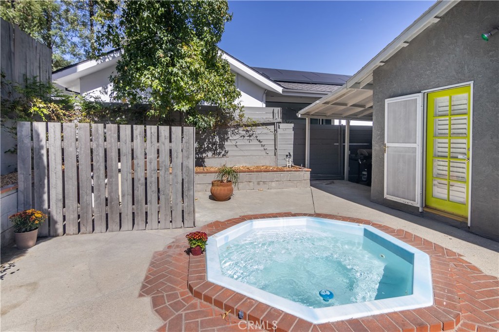 4619 Ocean View Boulevard Property Photo 34