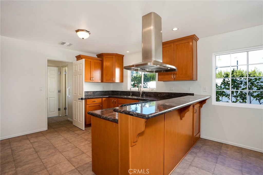 930 Larker Avenue Property Photo 14