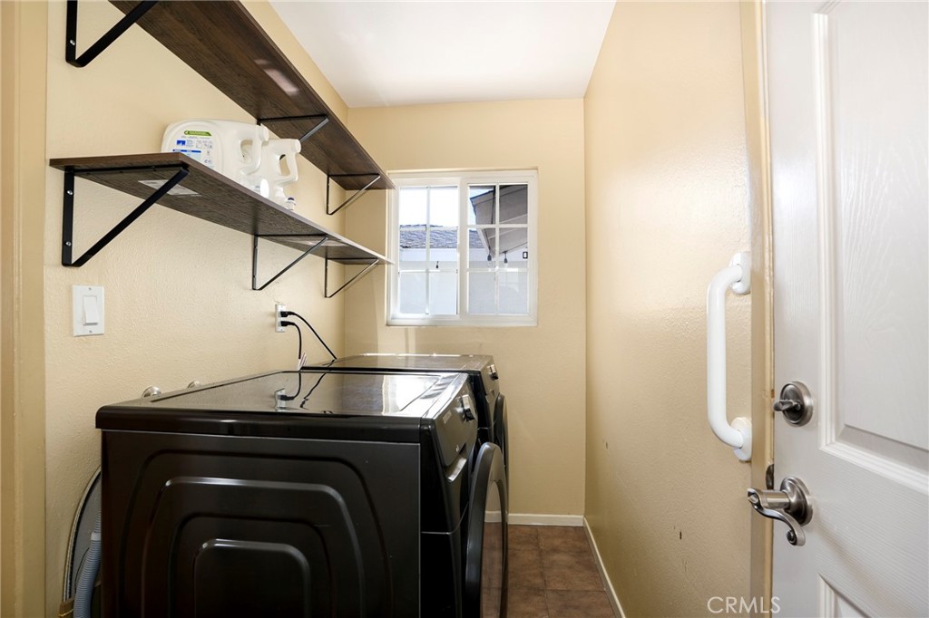 930 Larker Avenue Property Photo 30