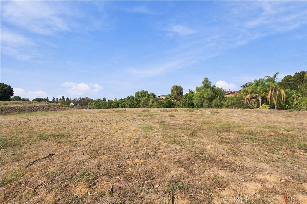 4960 Yorba Vista Property Photo 10