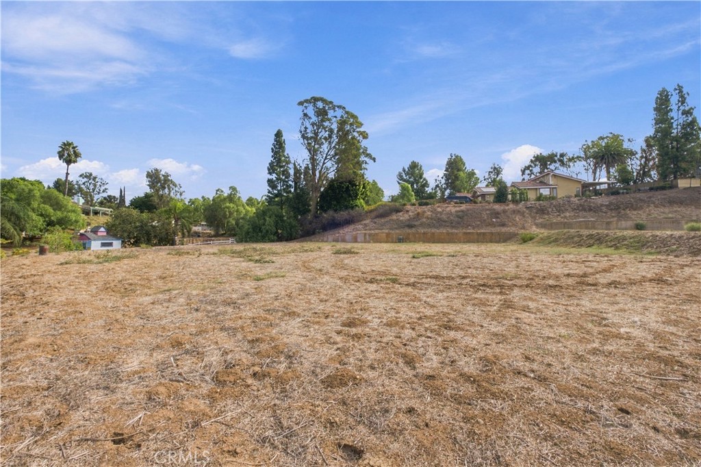 4960 Yorba Vista Property Photo 12