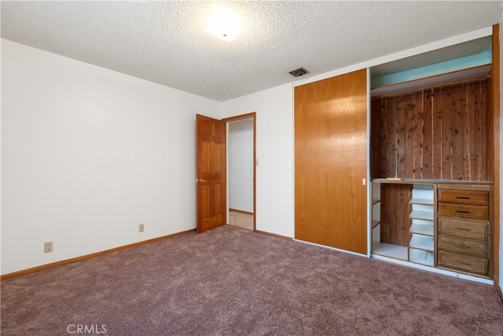 4512 Delta Avenue Property Photo 9