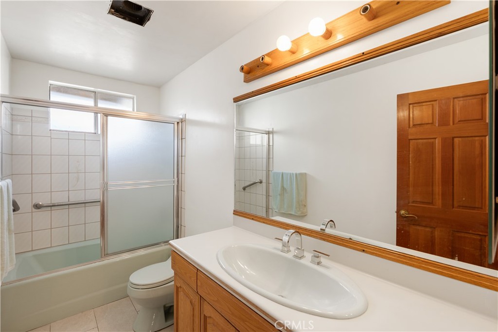 4512 Delta Avenue Property Photo 10