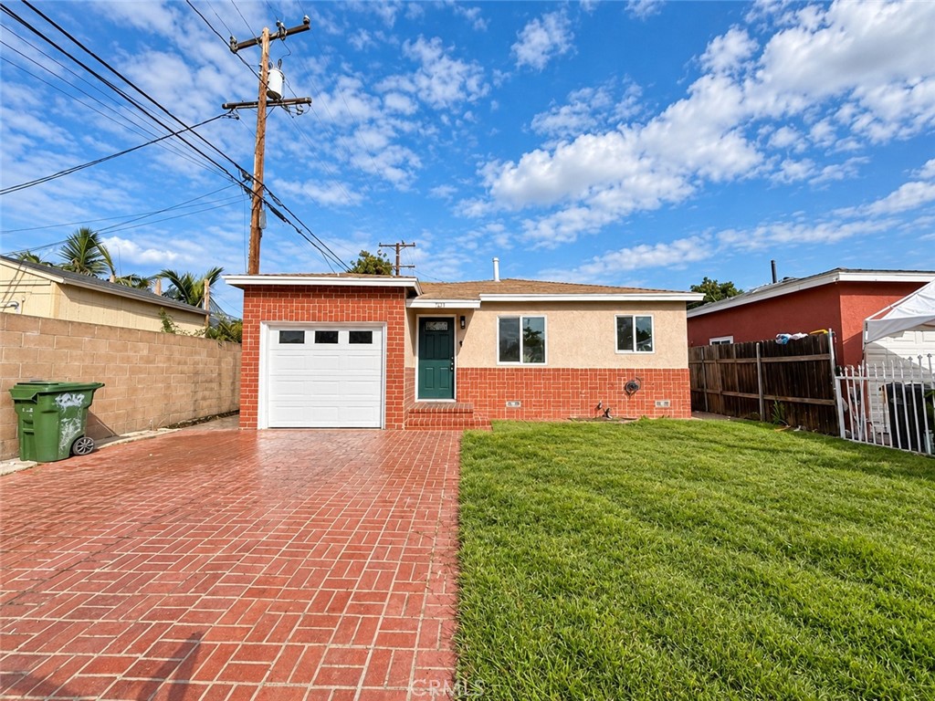 937 W Cedar Property Photo 1