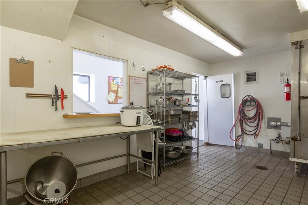 967 Huber Street Property Photo 3