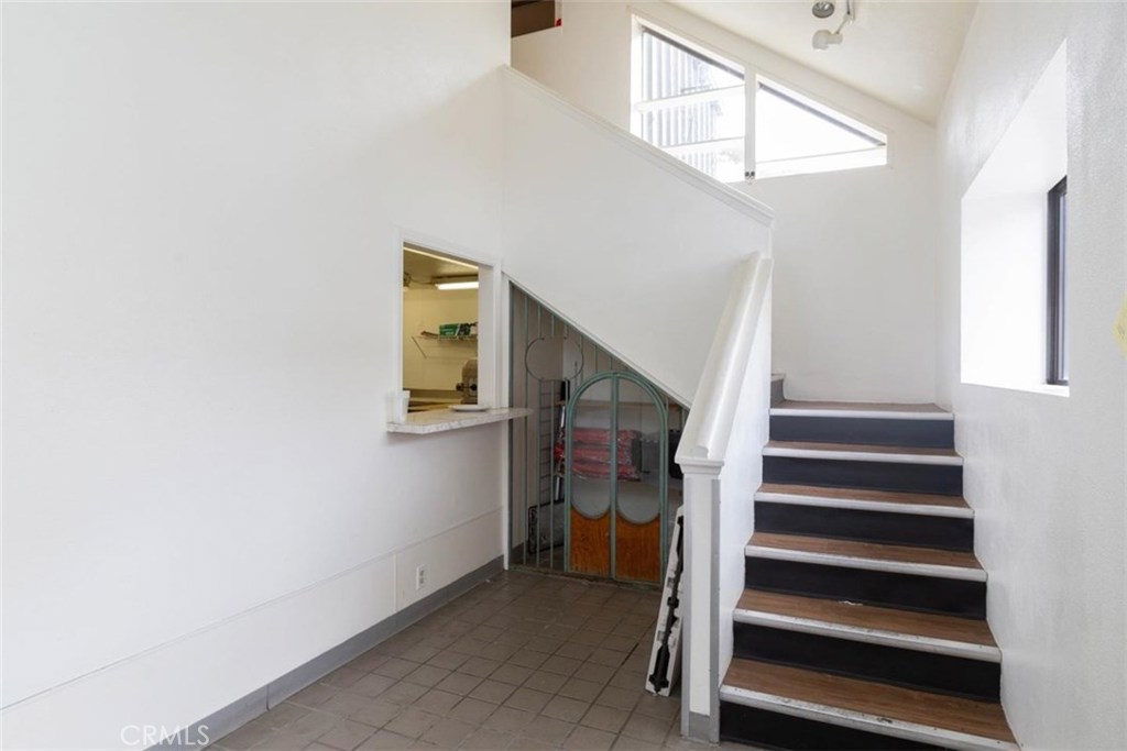967 Huber Street Property Photo 17