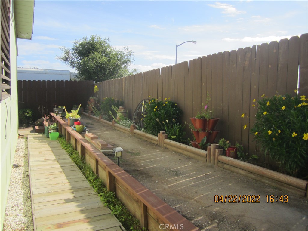 1650 E Clark Avenue 212 Property Photo 18