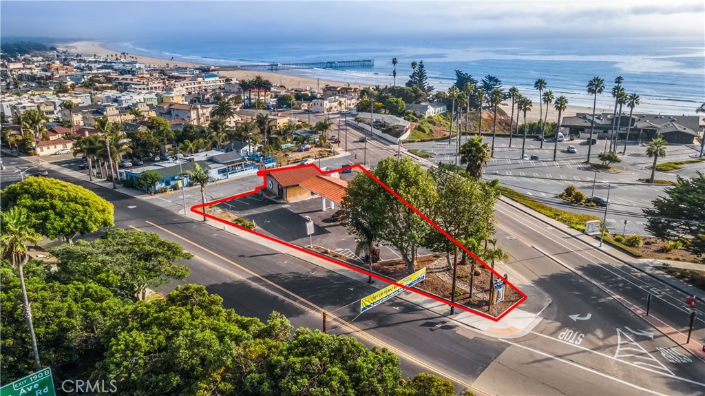 1481 Price Street Property Photo 1