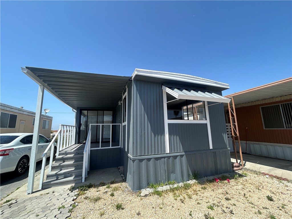 1600 E Clark Avenue 36 Property Photo 1
