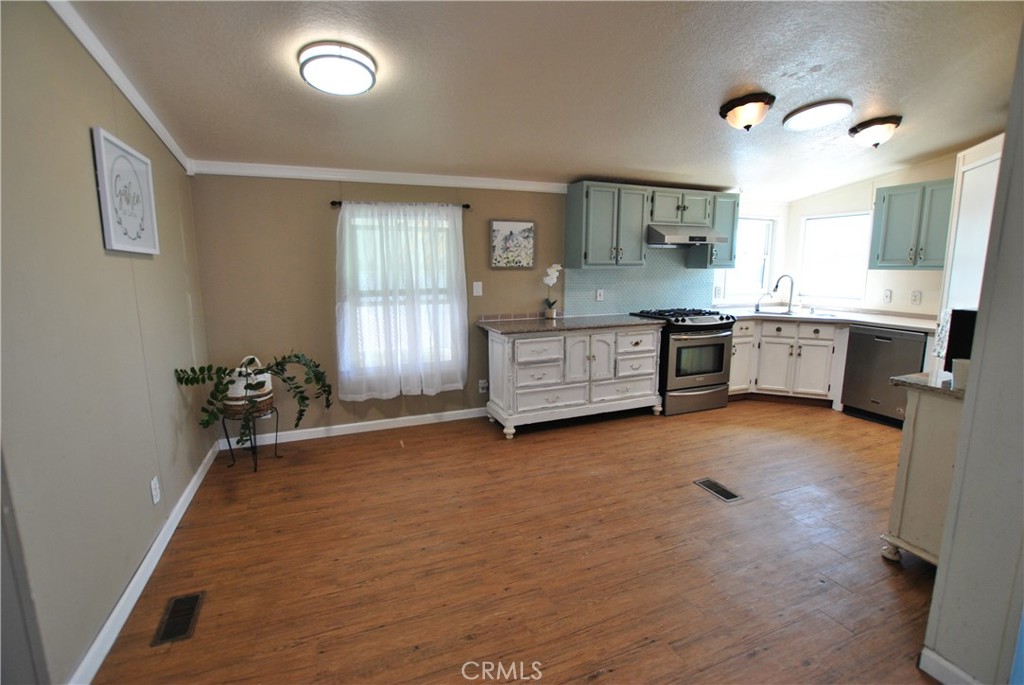 765 Mesa View Drive 272 Property Photo 6