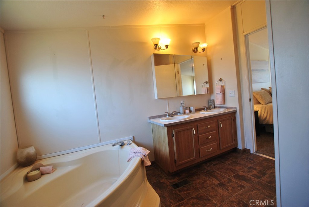 765 Mesa View Drive 272 Property Photo 21