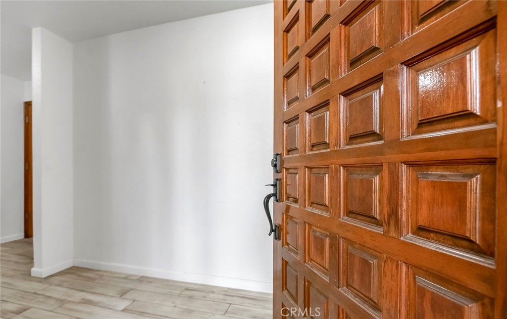 1827 S Teddy Street Property Photo 5