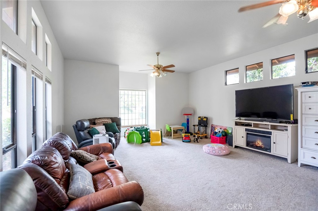 1827 S Teddy Street Property Photo 19