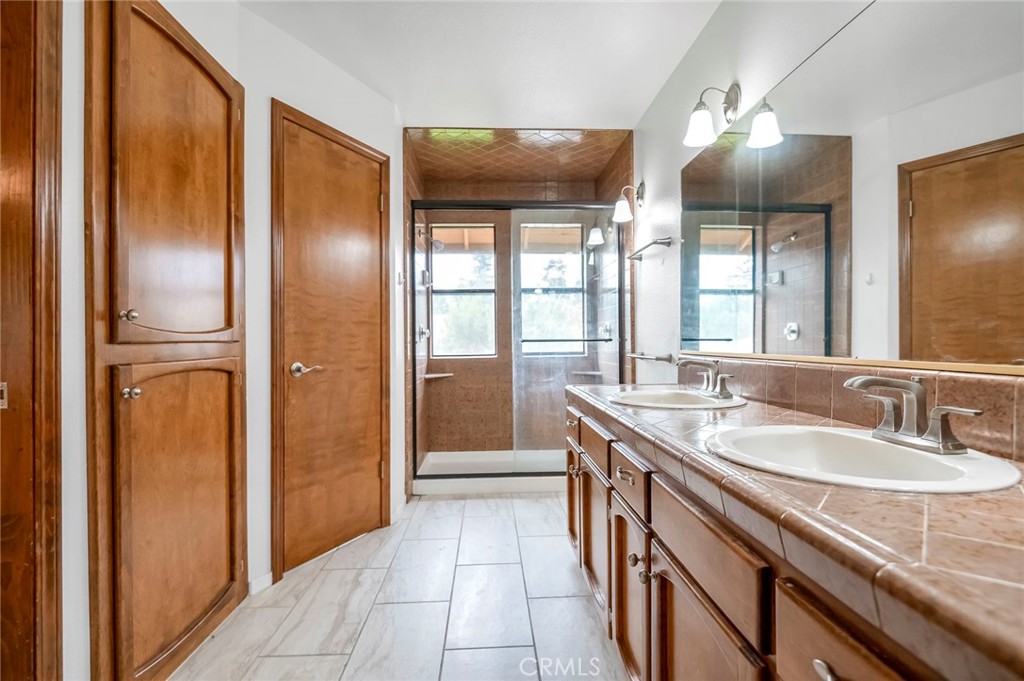 1827 S Teddy Street Property Photo 29