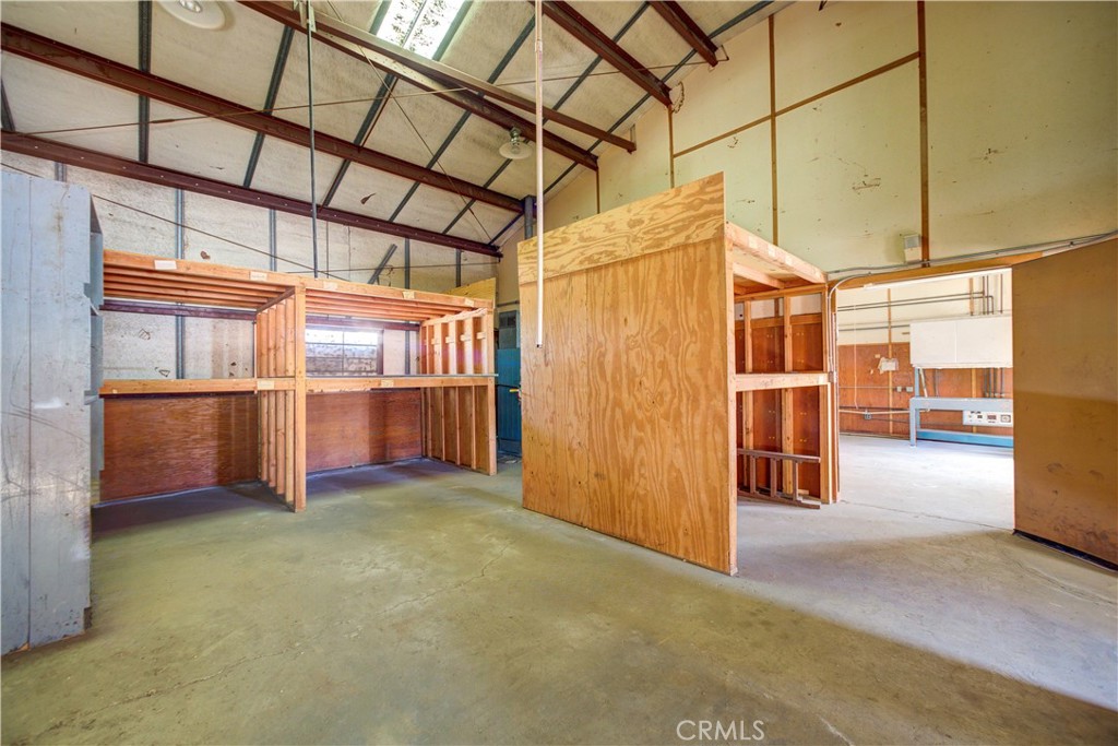 2432 Spring Street Property Photo 15