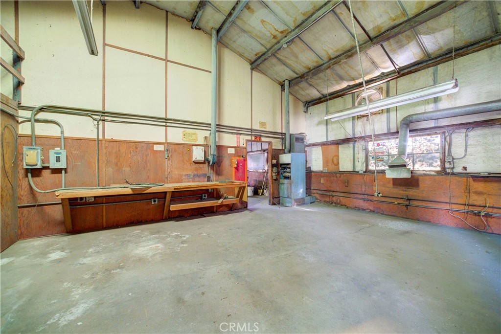 2432 Spring Street Property Photo 17